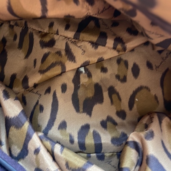 Aimee Kestenberg Small Satchel Purse Handbag Wine Leather - Picture 6 of 10